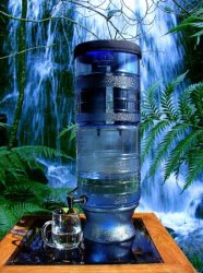 Pres2Pure filtered water bottle